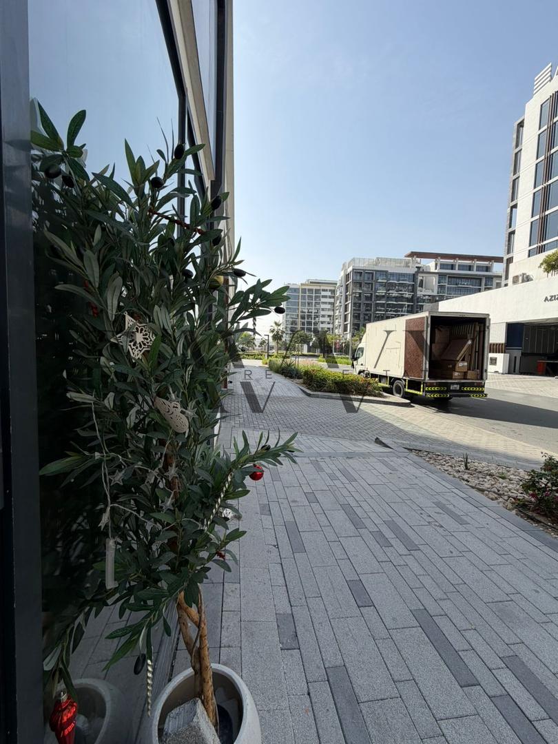 Fully Furnished Retail Shop | Boulevard View | Prime Investment Opportunity